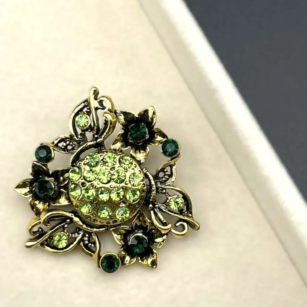 Yellow Gold with Emerald and Peridot Green Crystal Flower Pin Back Brooch